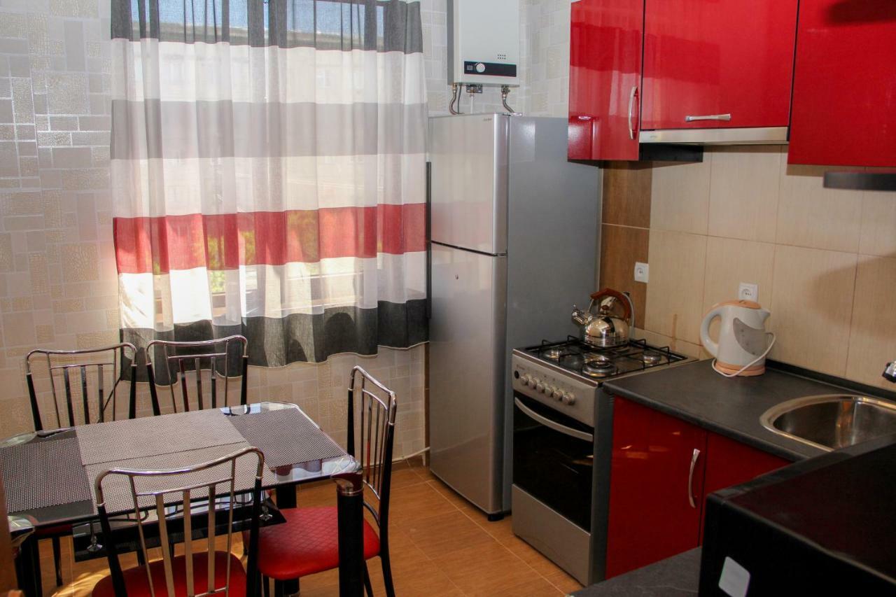 Prometheus Apartment Tskaltubo Ngoại thất bức ảnh